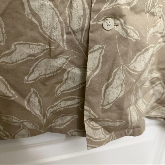 Uniqlo Khaki Leaf Print Open Collar Short Sleeve Hawaiian Shirt Men's Size XL - Picture 7 of 15